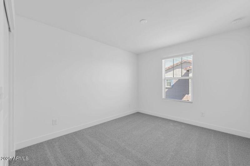 9986 W PICCADILLY Road - Ready Now!