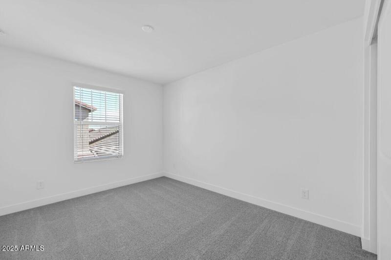 9986 W PICCADILLY Road - Ready Now!