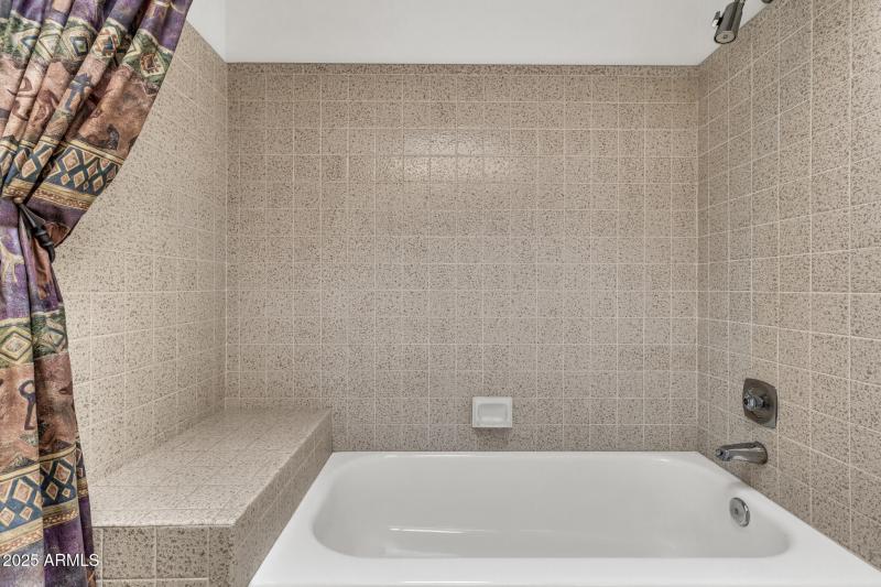 9834 E Minnesota Ave-31_(2048)