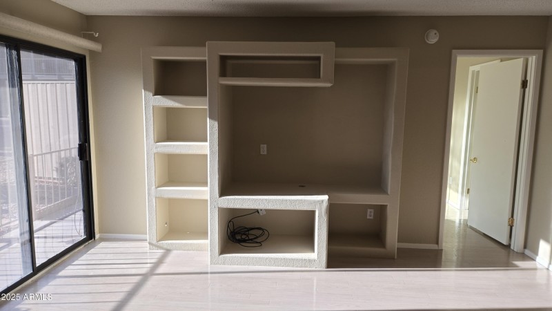 24) 60277-687fff23872f3