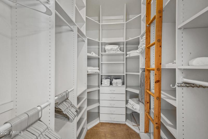 5735 E Campo Bello Dr-44