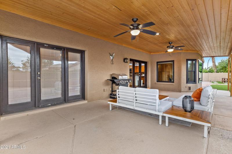 5735 E Campo Bello Dr-54