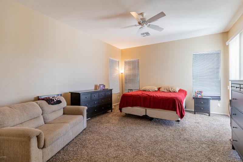 Sitting Area in Primary bedroom