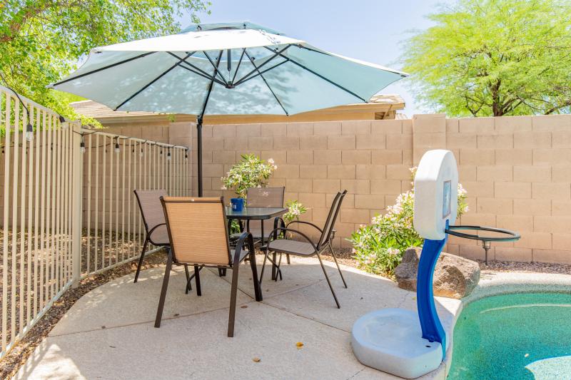 Outdoor Entertaining