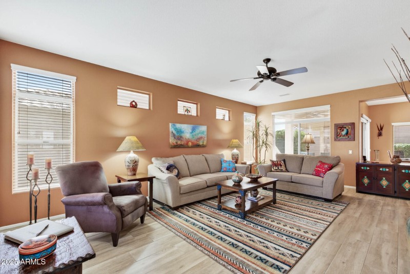 09_14207_W_Gunsight9_mls