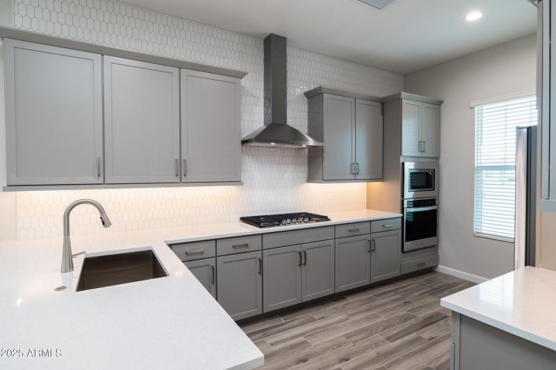 5128 Coolbrook Ave-11