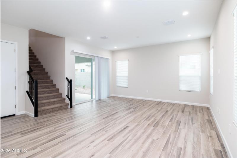 5128 Coolbrook Ave-8