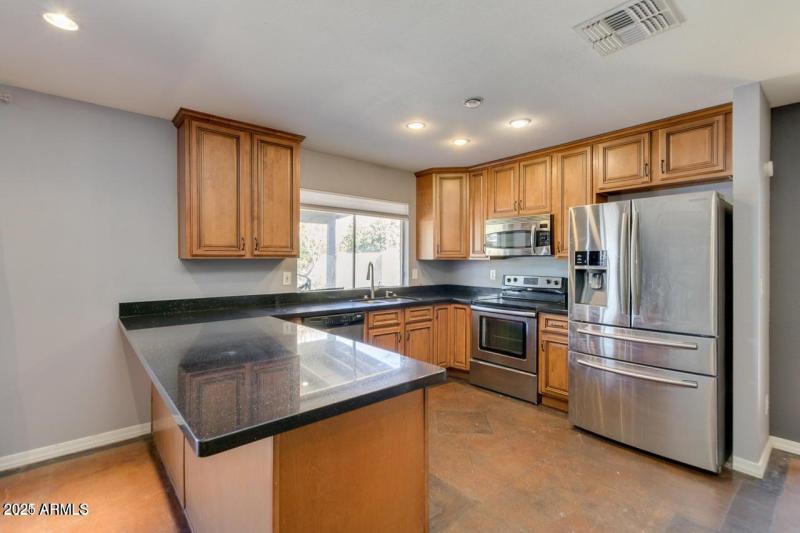 20210116180225611157000000-o