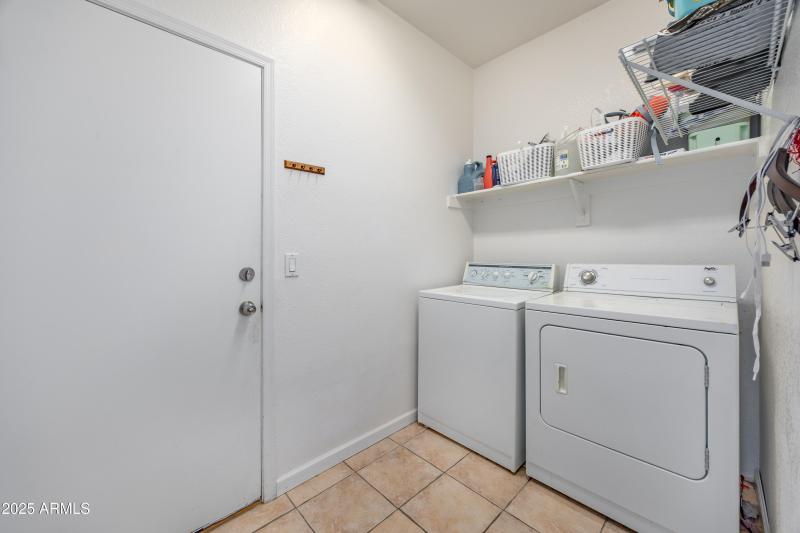 3408 E Rockwood Dr-20