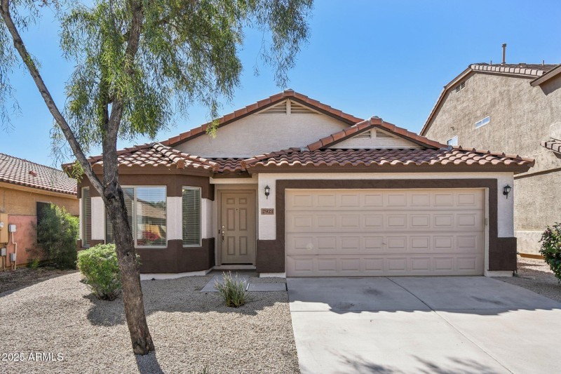 Welcome to 2921 W Jasper Butte