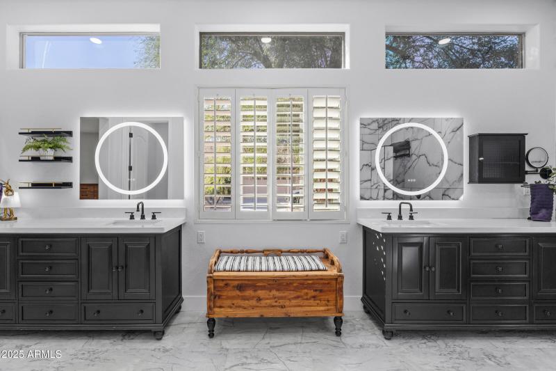 4615 E Sourwood Dr-36