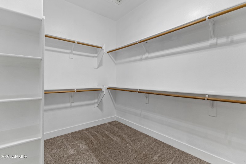 4615 E Sourwood Dr-37