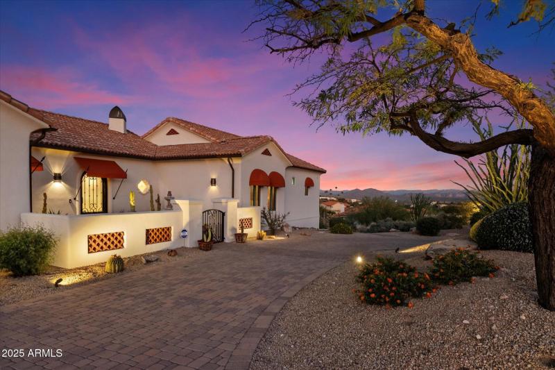 Expansive Paver Driveway