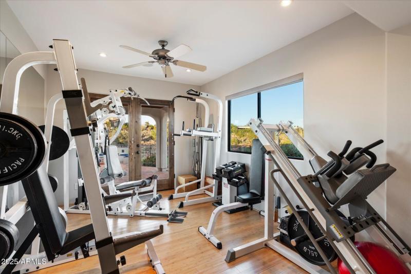 Bedroom #4 / Workout Room