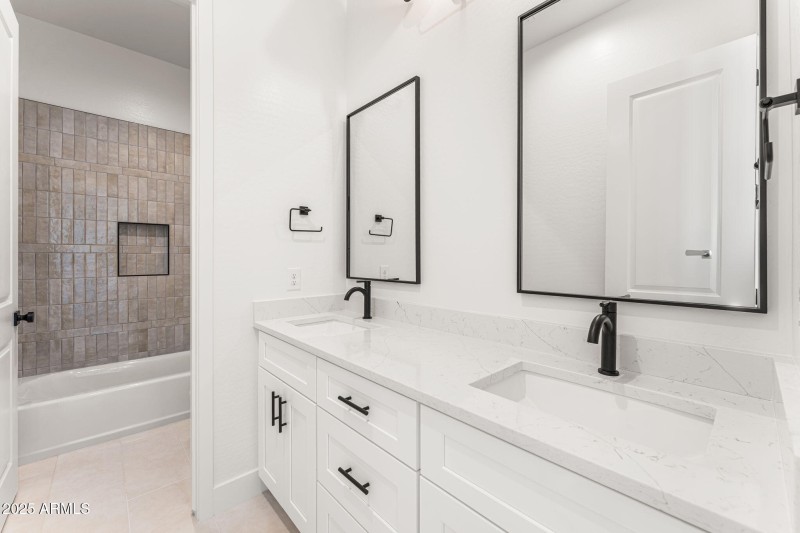 8-web-or-mls-DSC06604