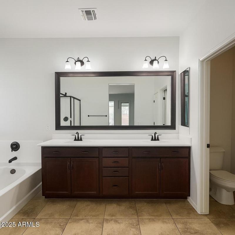 7C94BE9A-9CCE-4755-82DE-A6EE720F4328