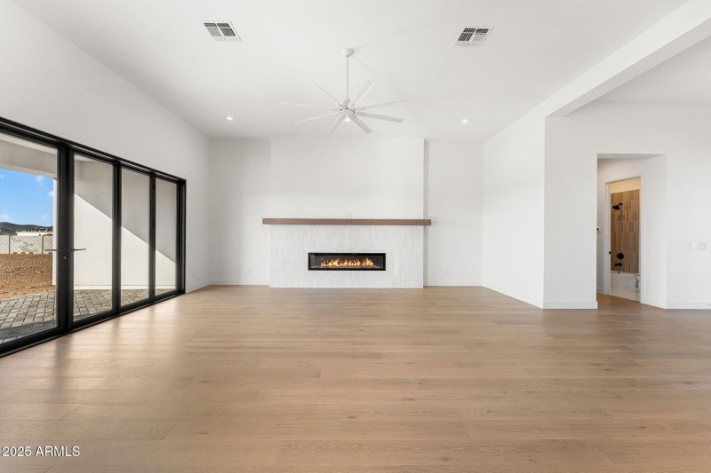 18-web-or-mls-DSC06655