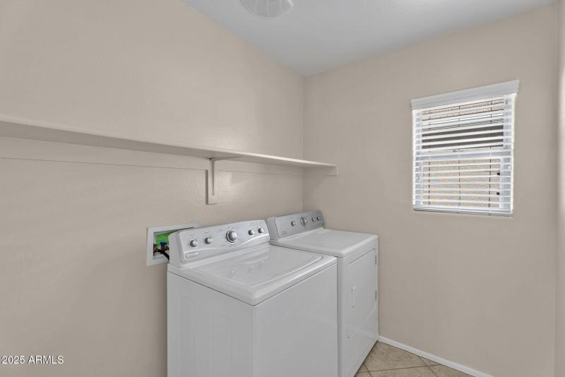 35-web-or-mls-6813 S 7th Ln - 41