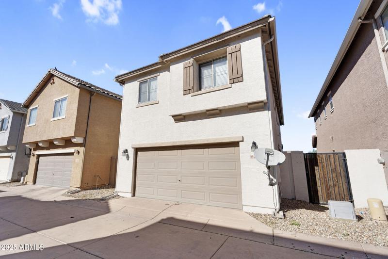 40-web-or-mls-6813 S 7th Ln - 3