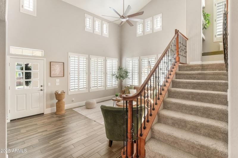 15294 W Old Oak Ln-15