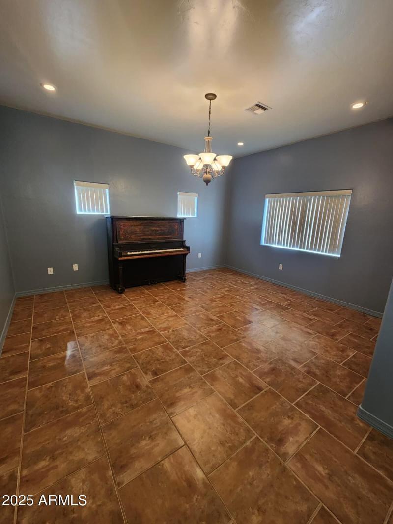 WhatsApp Image 2025-10-29 at 10.12.41 AM