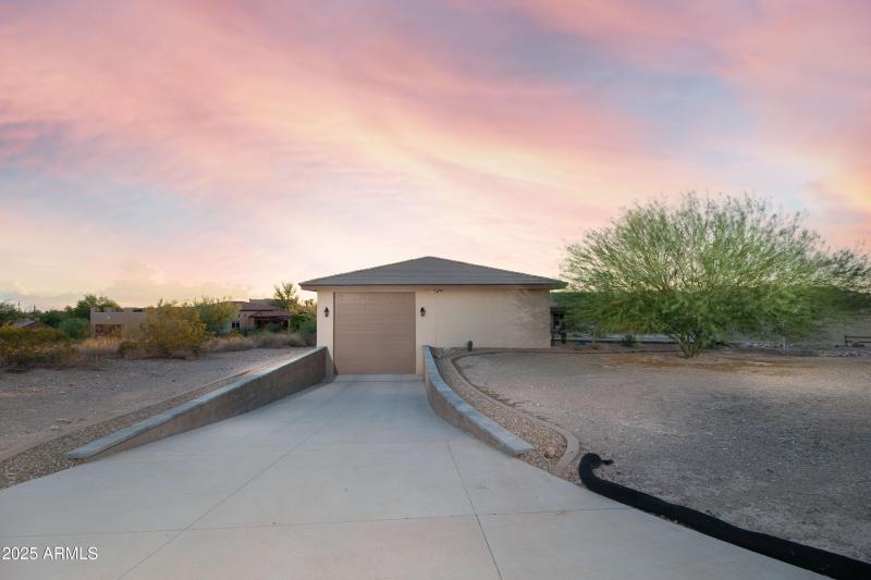 Street Entry RV Garage Entry