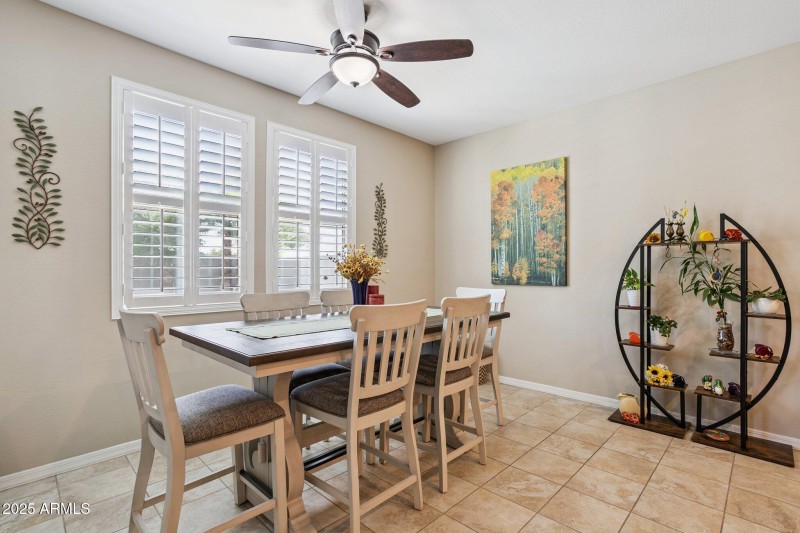 21-web-or-mls-20667-n-danielle-ave