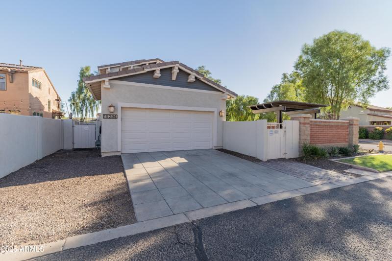 15294 W Old Oak Ln-65