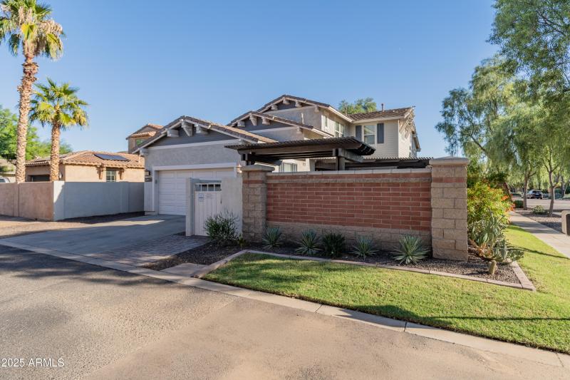 15294 W Old Oak Ln-67