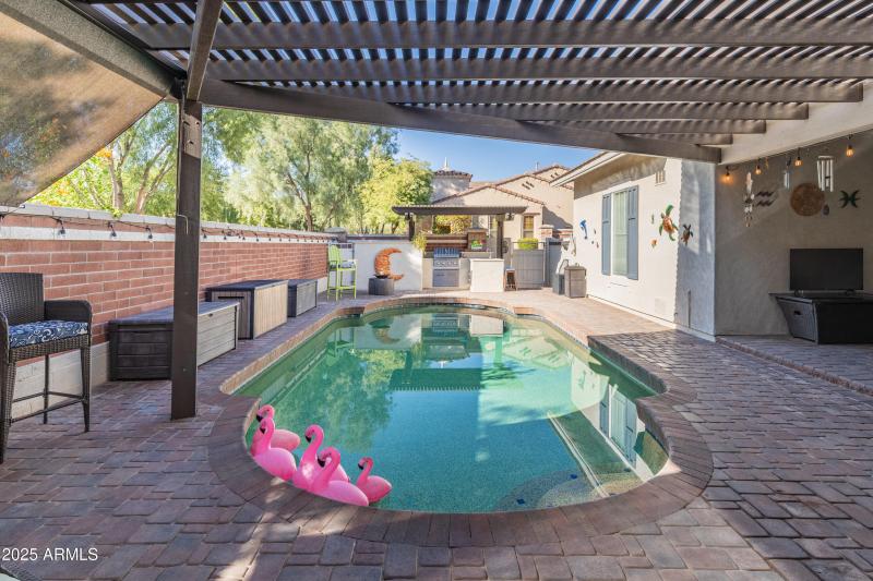 15294 W Old Oak Ln-44