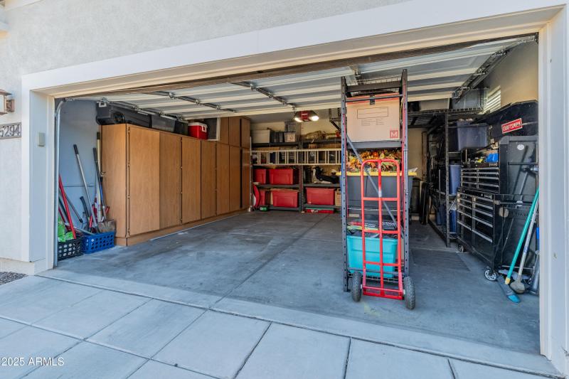 15294 W Old Oak Ln-63