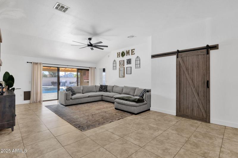 9-web-or-mls-1337-e-mineral-rd