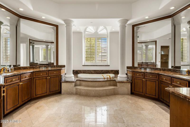 27-web-or-mls-D46A5439 copy