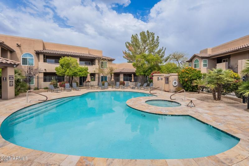 Community Pool & Spa