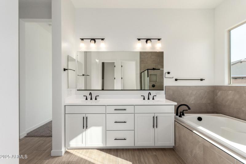 19 - Avenida Del Sol