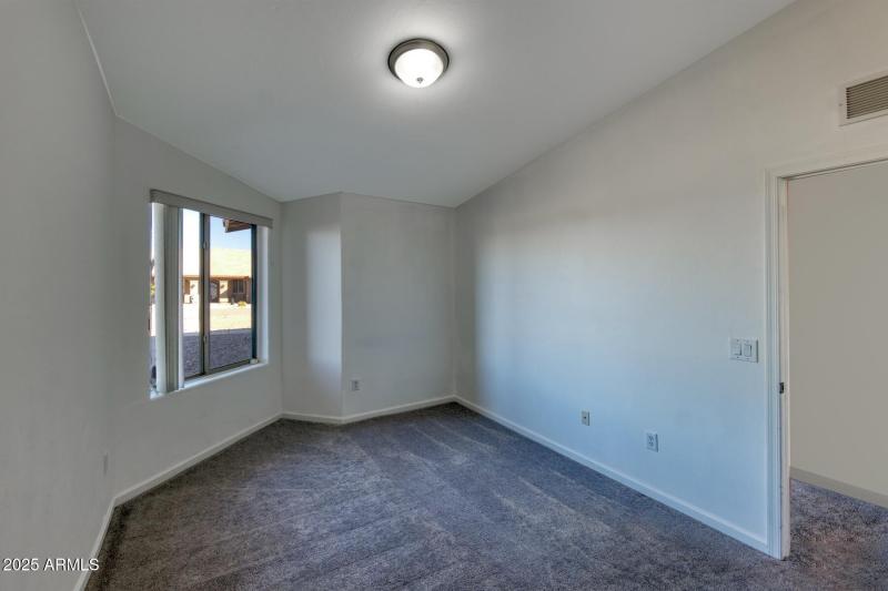 082163-4228 South Morning Glory Court