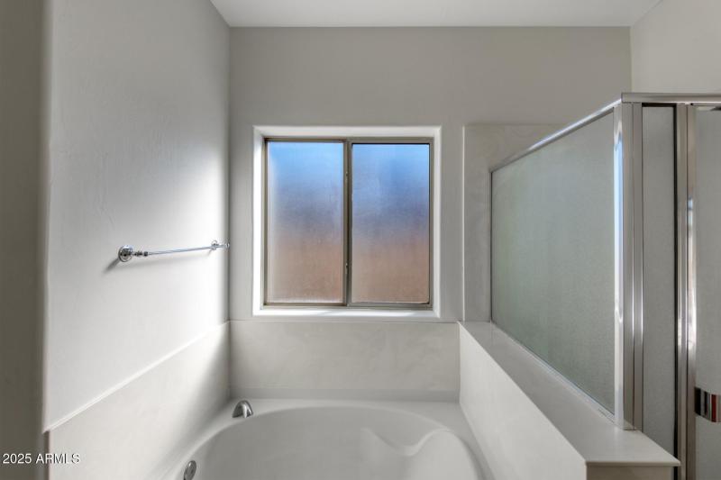 082238-4228 South Morning Glory Court