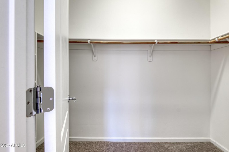 082253-4228 South Morning Glory Court