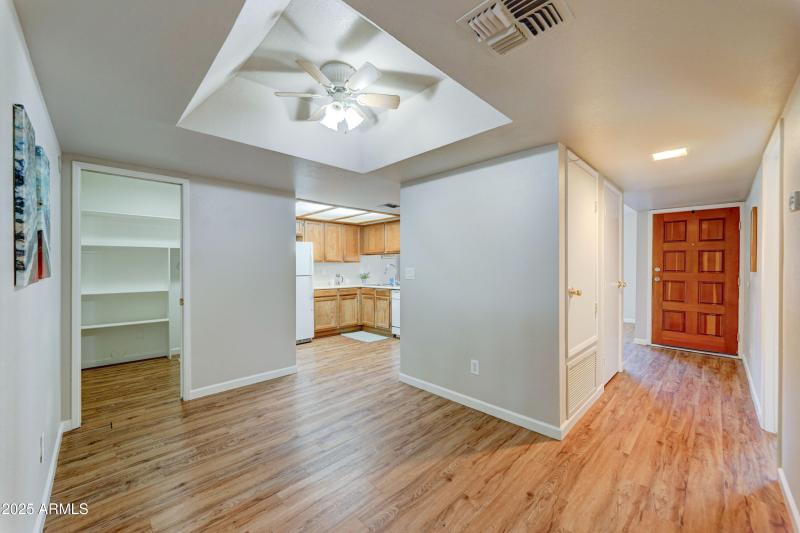 2020 W Union Hills Dr #127-11