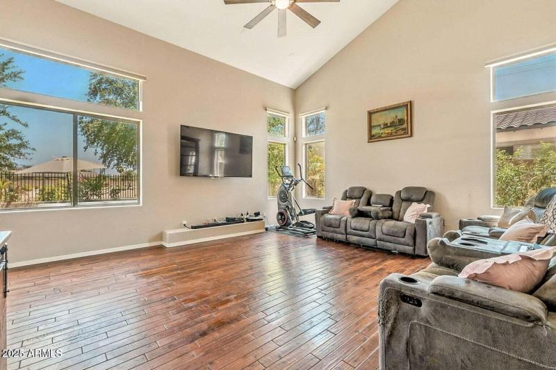 20250825204656721201000000-o