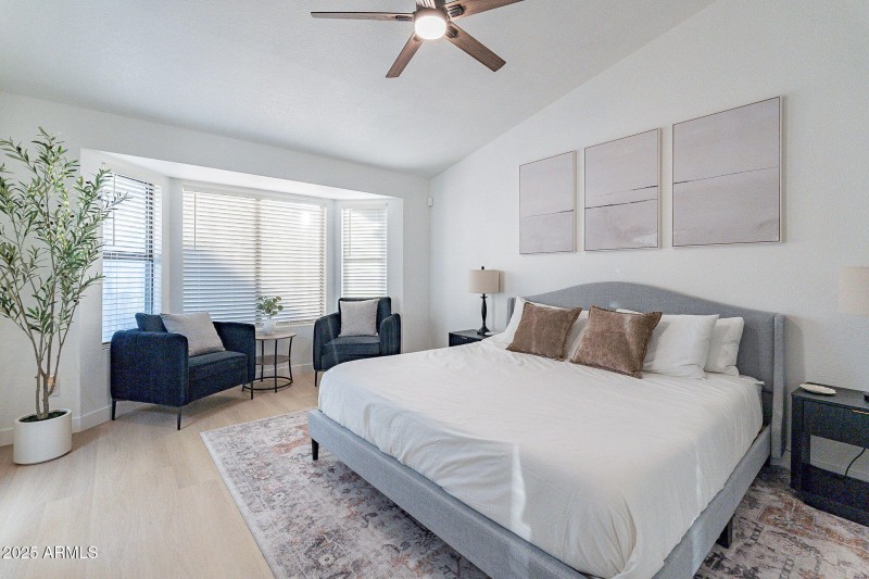 18-web-or-mls-Glendale-18