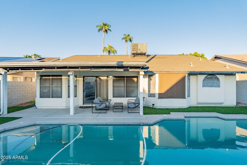 38-web-or-mls-Glendale-38