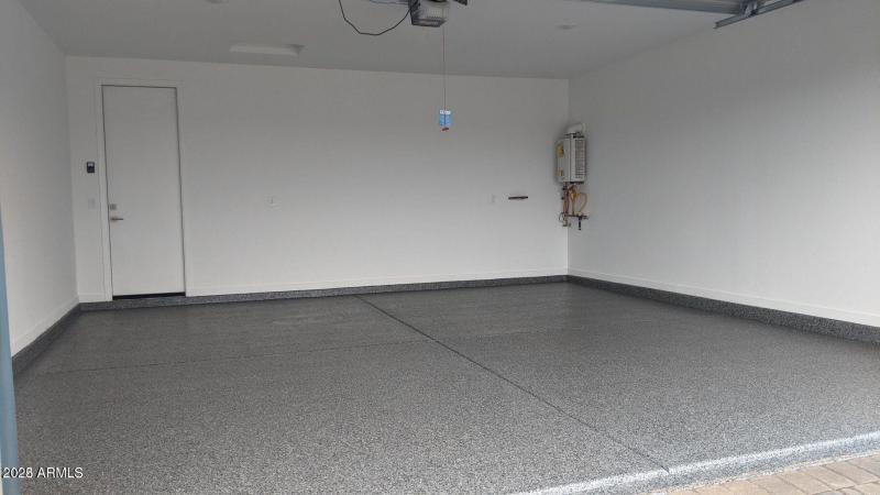 20220329234040443912000000-o