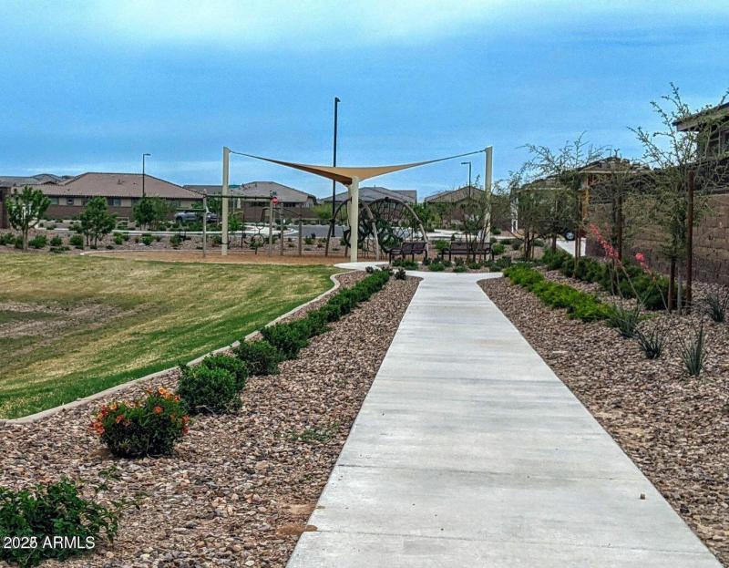 20220329234047571173000000-o