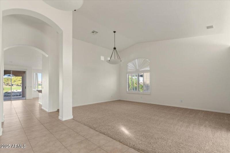 09-Entry and Formal Dining