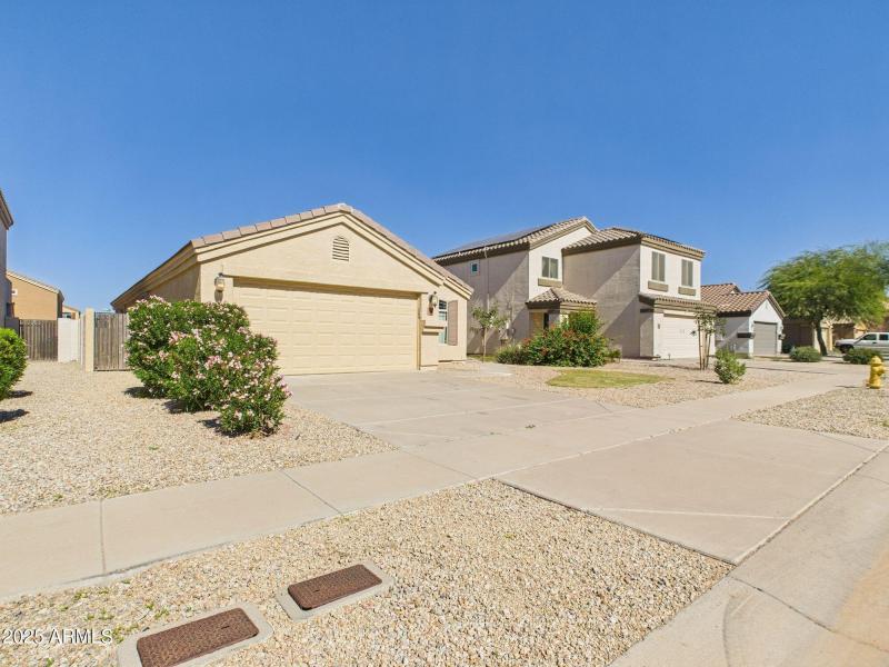 2-web-or-mls-CAM03379G0-PR0158-STILL002