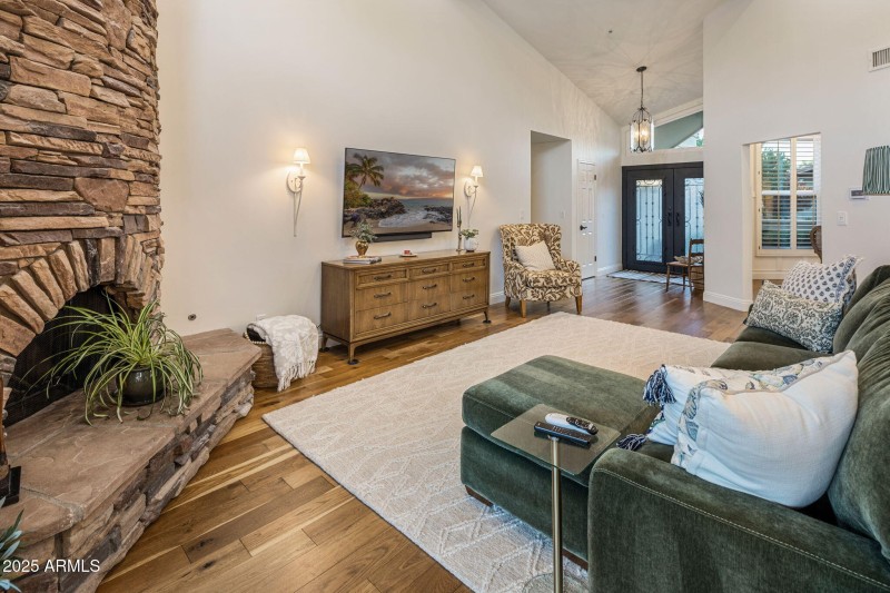 36-web-or-mls-IMG_1575-tv