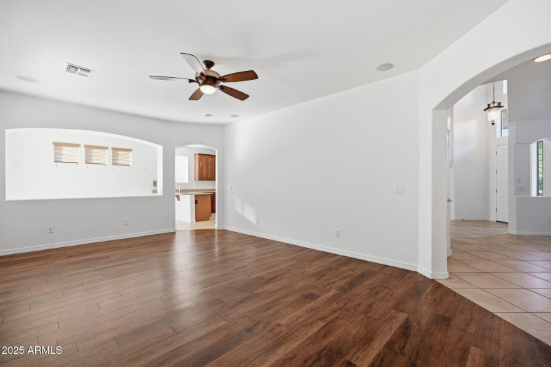 27-web-or-mls-028_ListerPros