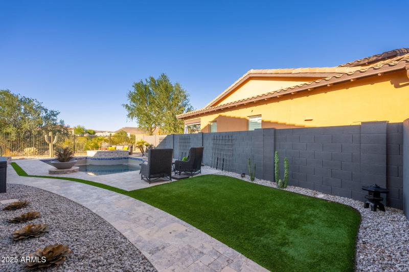 12072 W Desert Mirage Dr - 36