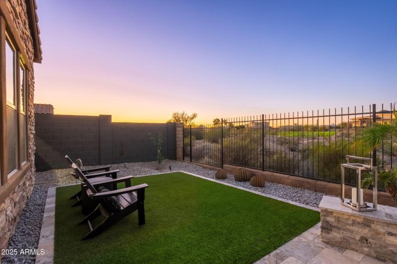 12072 W Desert Mirage Dr - 47